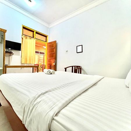 Wisma Mutiara Padang  Exteriör bild