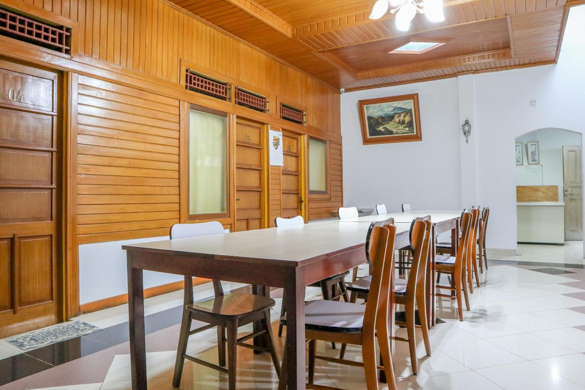 Wisma Mutiara Padang  Exteriör bild