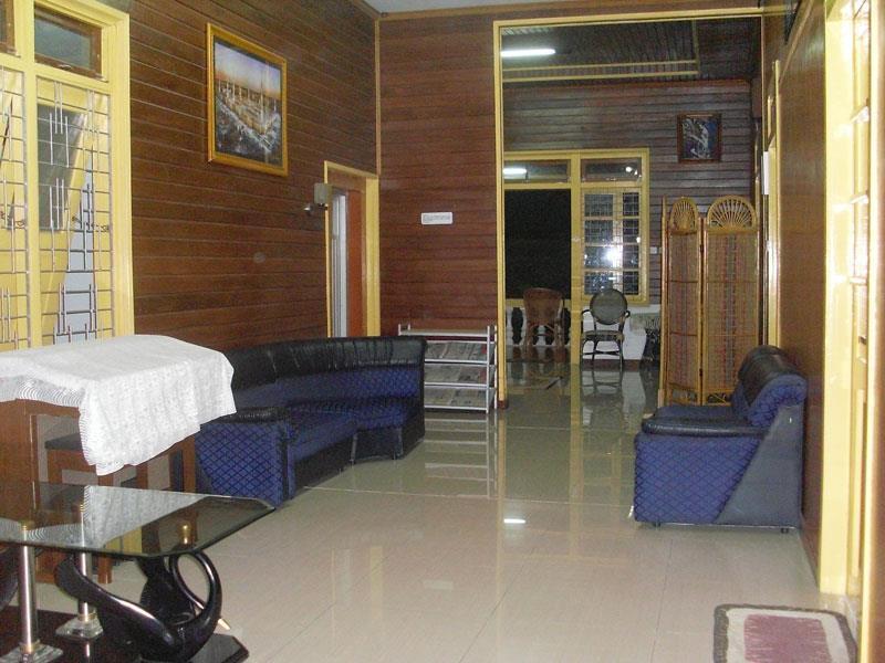Wisma Mutiara Padang  Exteriör bild