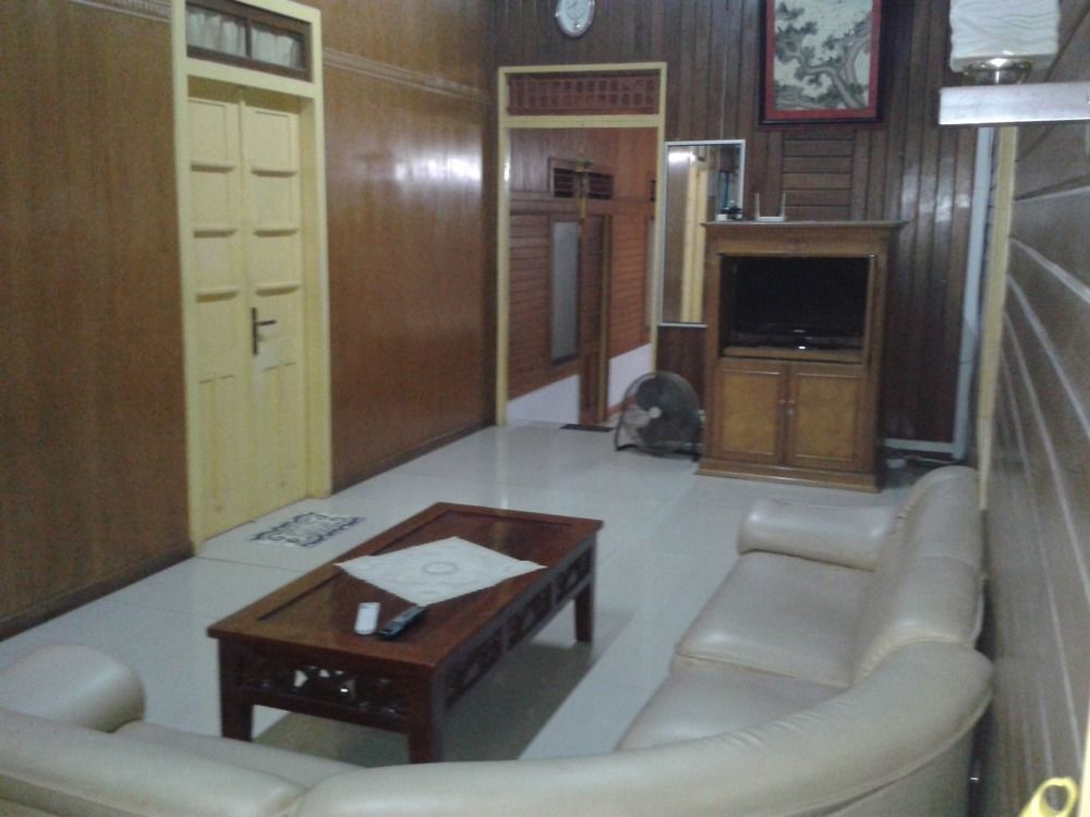 Wisma Mutiara Padang  Exteriör bild